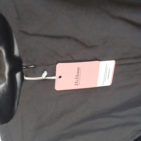 JJ’s House Formal V-nech A-line Chiffon Black Midi Dress with Puff Sleeves - Picture 7 of 9